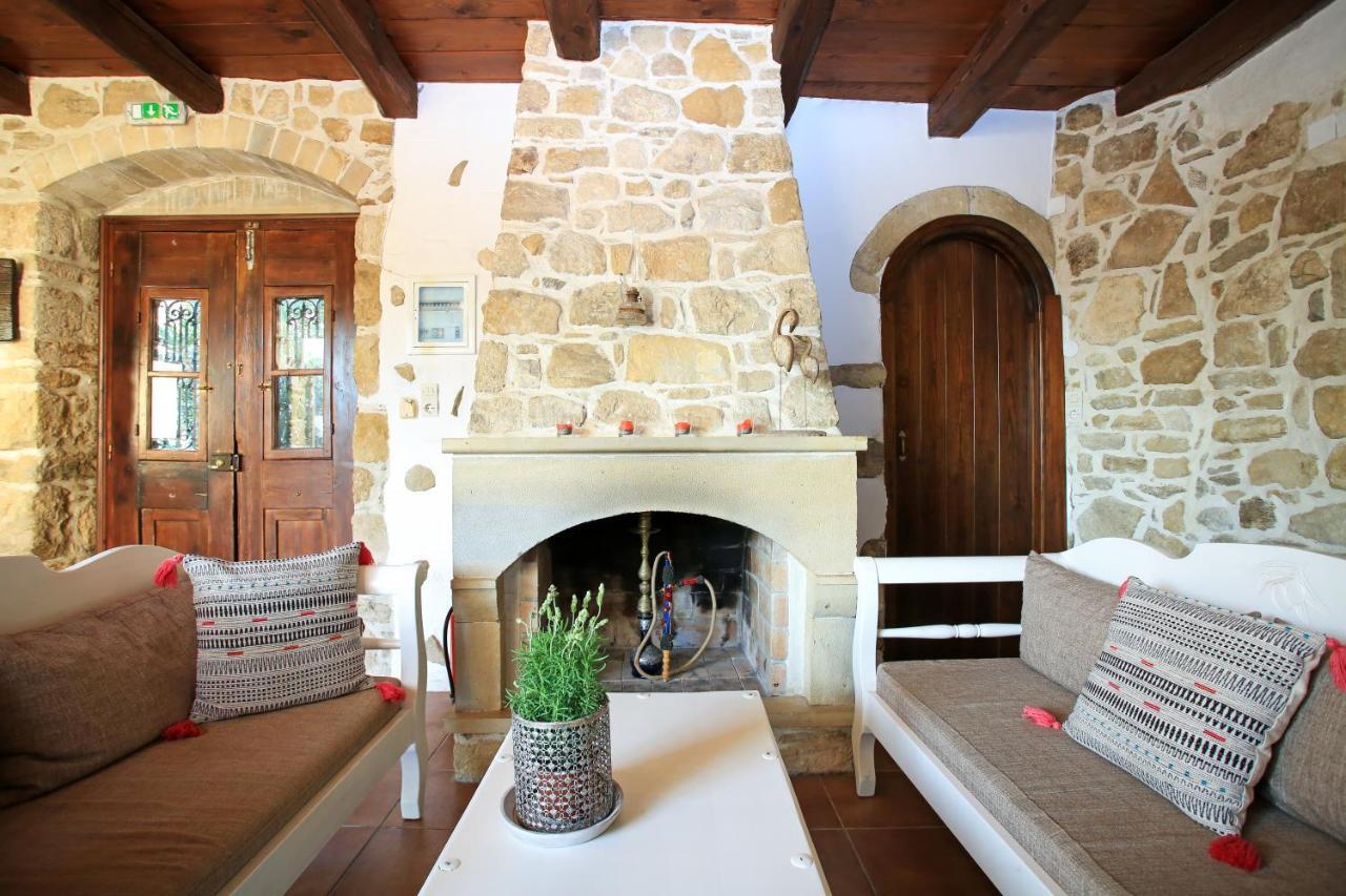 Villa Камиларион Экстерьер фото
